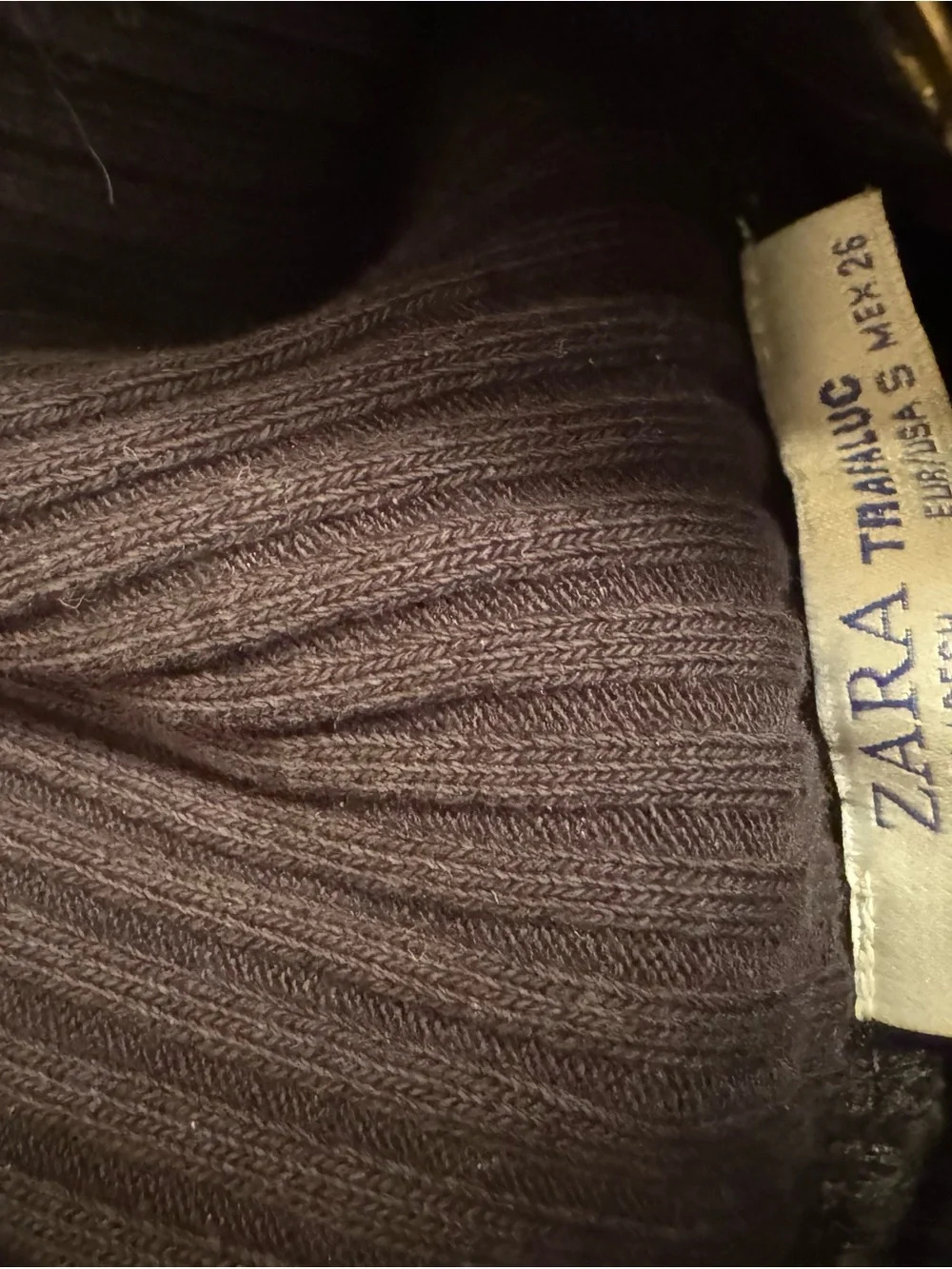 Zara Women’s Black Turtleneck Sweater - Picture 3 of 4